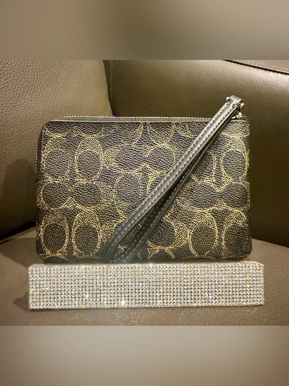 Coach Signature Corner Zip Wristlet